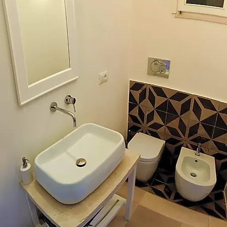 فندق مبيت وإفطار La Vecchia Tabaccheria